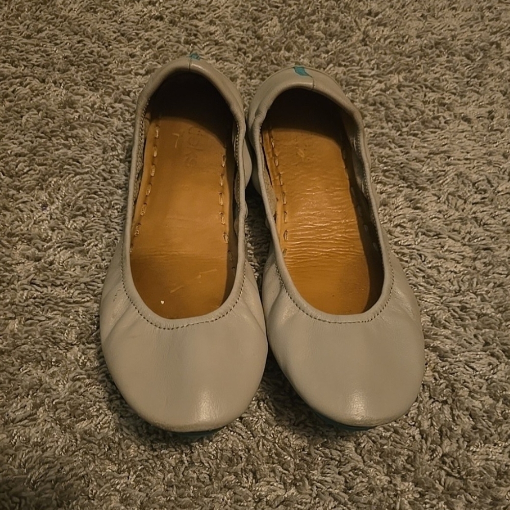 Gray Ballet Flats